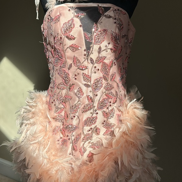 New York Fashion Week Prototype Cocktail Dress - Picture 7 of 11